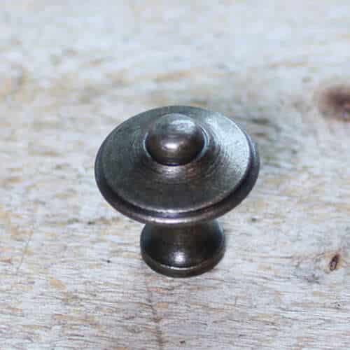 Old Iron Contemporary knob
