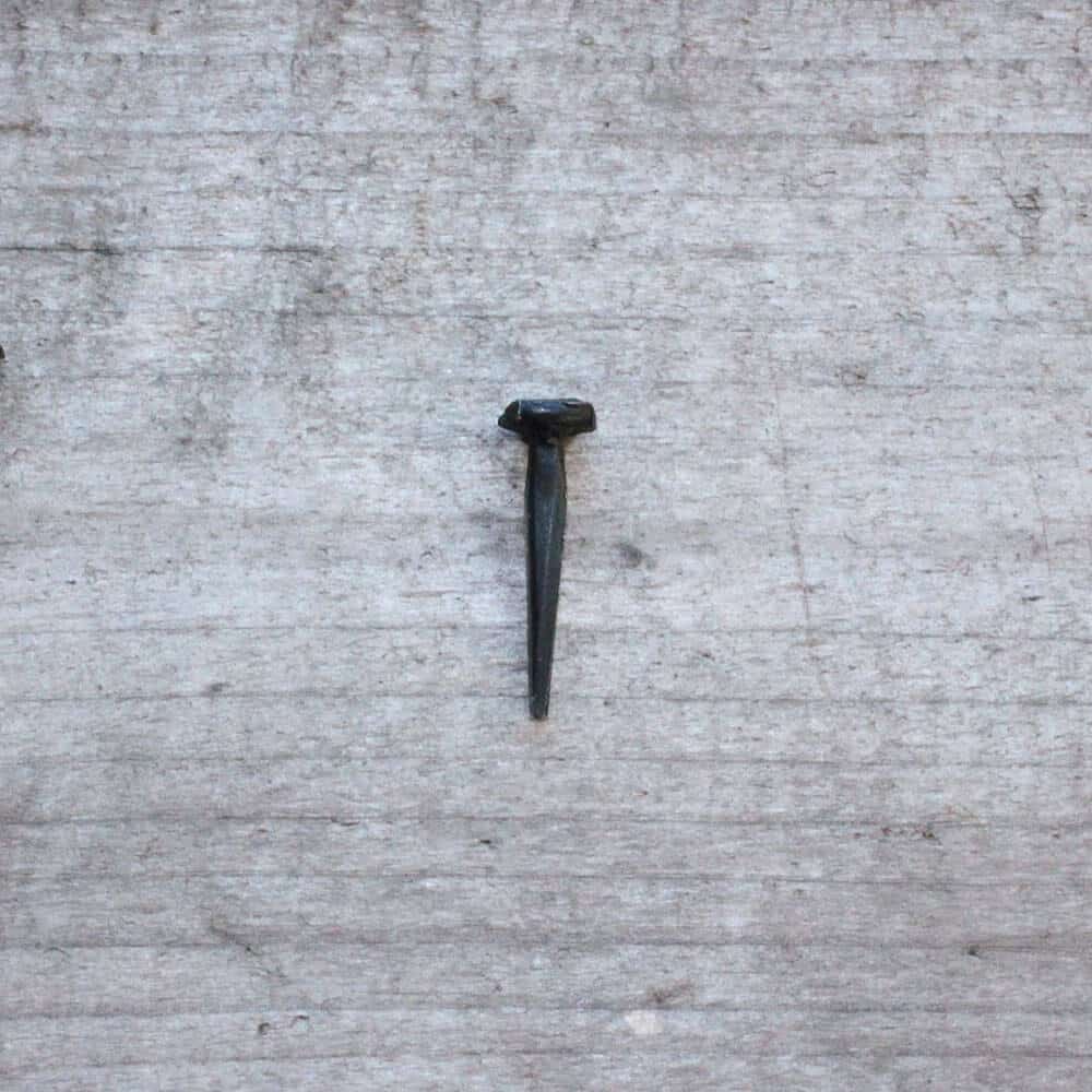 Wrought head nail 1"