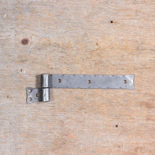 Penture à bande forgé