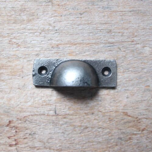 Small old iron bin pull