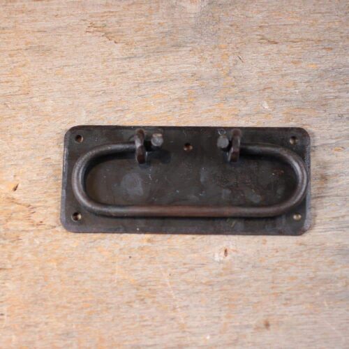 Poignée de coffre forgé