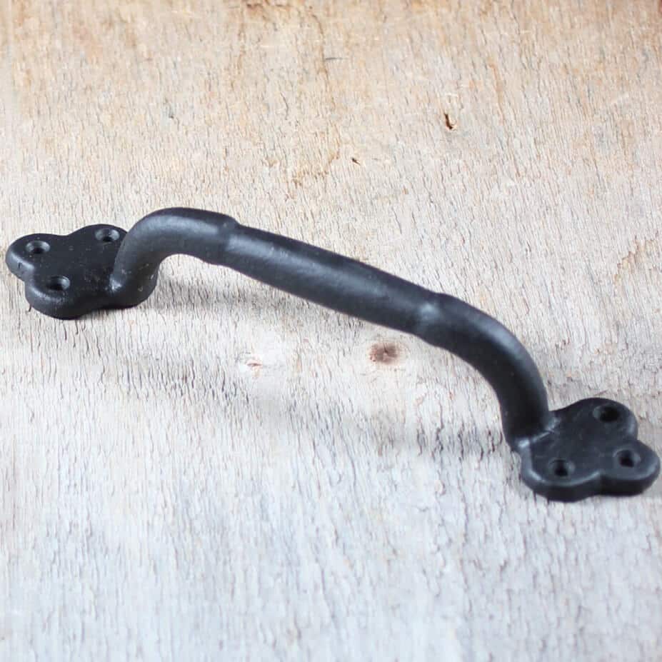 Poignée en fonte antique