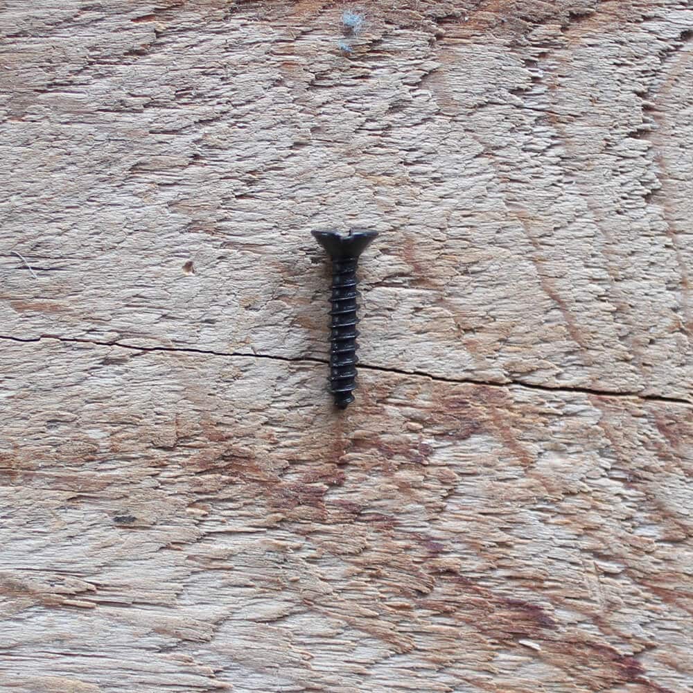 Flat head screws #8 x 1"1/4 (100)